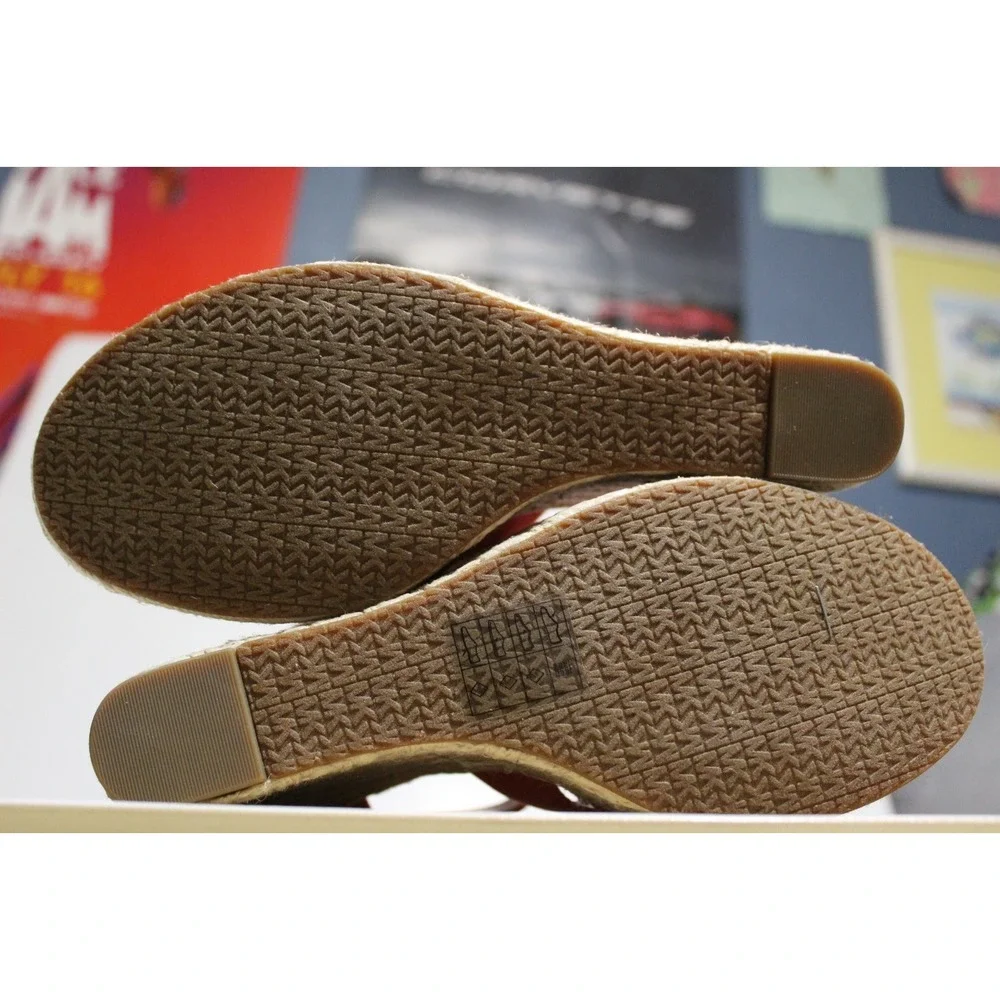 Michael Kors Berkley Womens 10 M Espadrille Pink Canvas Front Zip Wedge Sandal